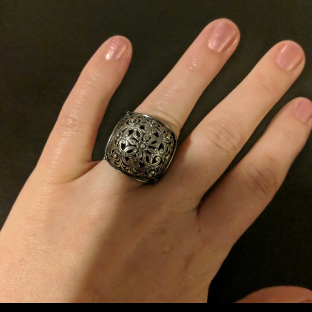Two rings (reserved)
